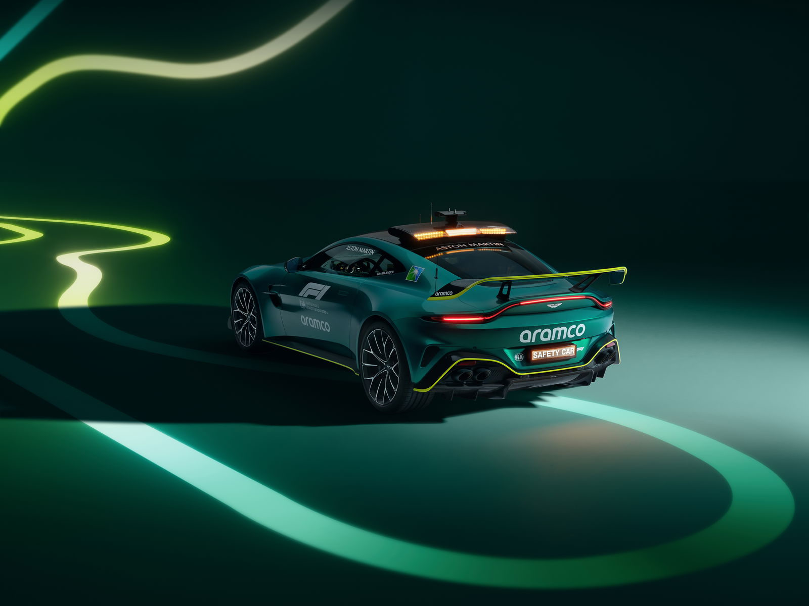 Aston Martin Vantage F1 Safety Car - rear